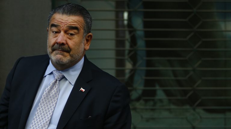 Andrónico Luksic consideró de "injustas" las críticas al nombramiento de su hijo como ejecutivo de Canal 13