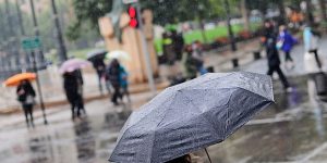 ¡No guardes el paraguas! Regresa la lluvia a la zona central