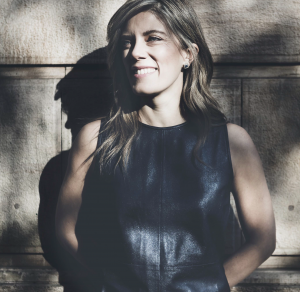 Tere Marinovic teoriza sobre por qué la izquierda es "racista con los mapuches" y Mónica Rincón le para los carros