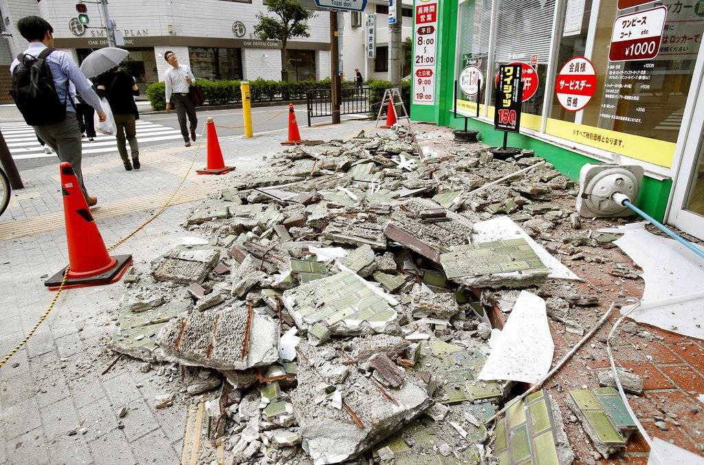 Las consecuencias del fuerte terremoto que afectó a Japón