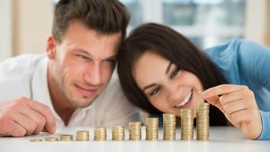 Parejas con sueldos similares: ¿Son más o menos exitosas?