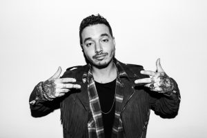 ¡Pobre J Balvin! Así fue su incómodo encuentro con Rihanna