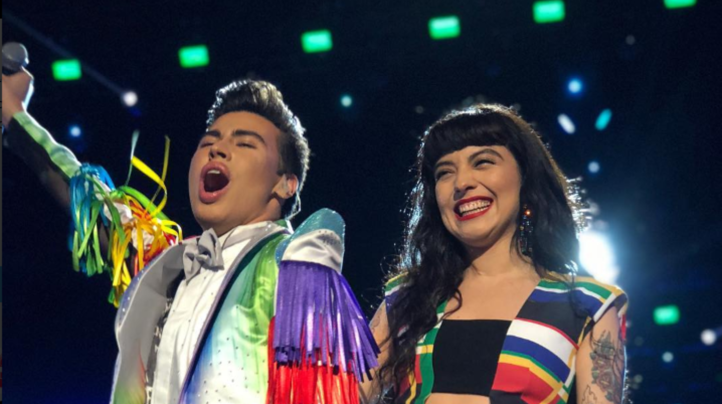 El llamado de Mon Laferte a los jóvenes durante los MTV Miaw