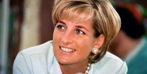 ¡Son idénticas! Conoce a la sobrina de Lady Di