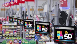 Reino Unido prohibirá los dulces en las cajas de supermercados