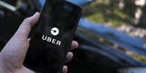 ¿Qué es el 'fraude del vómito? Conoce la nueva estafa que afecta a usuarios Uber