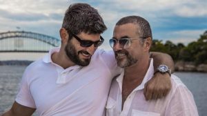 Novio de George Michael asegura que el músico se suicidó y lo habría intentado cuatro veces