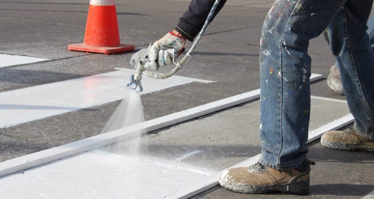 Chilenas lograron transformar plumavit en pintura