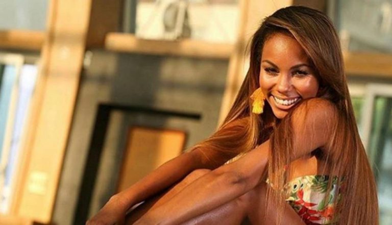 Betsy Camino posó completamente desnuda para celebrar su cumpleaños