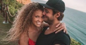 Famosos youtubers de viajes mueren tras caer por una cascada en Canadá