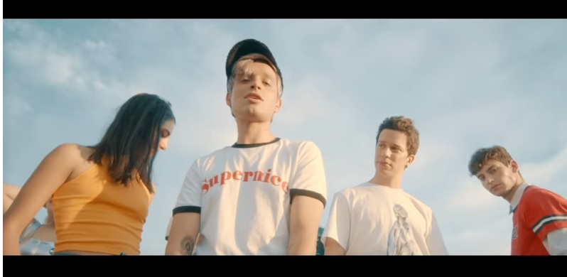 Alonso Quintero protagoniza videoclip con ex Yingo