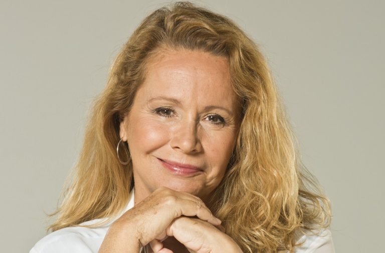 "Lunes de pasión": el nuevo desafío radial de Eli de Caso