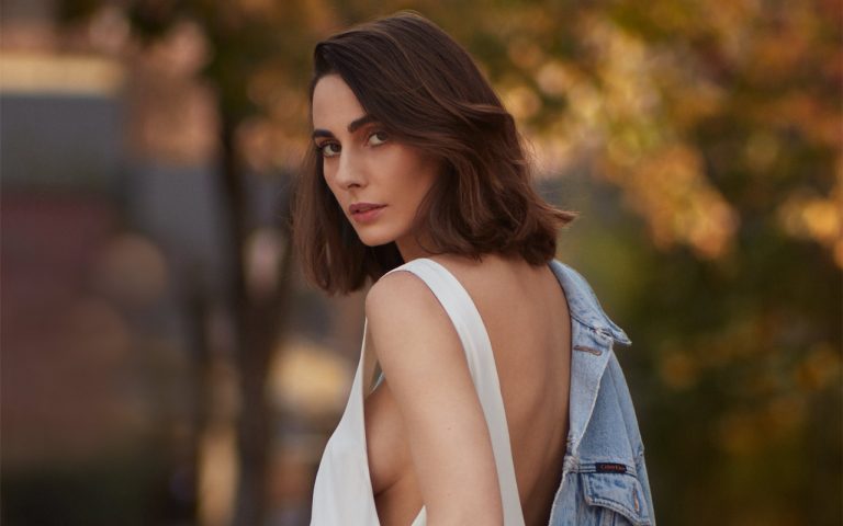 ¡Qué estilo! Hija de Javiera Díaz de Valdés posa como modelo en Instagram