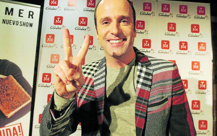 Stefan Kramer adelanta su nuevo espectáculo imitando a Luis Miguel