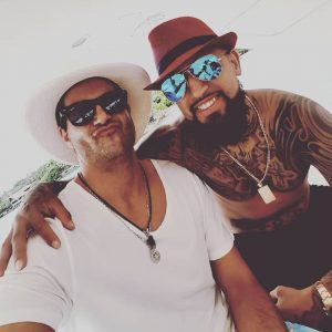 Arturo Vidal arrendó "casa isla" para disfrutar sus vacaciones junto a sus amigos