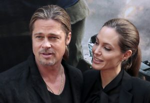 ¿Simple coincidencia? Imágenes muestran que Brad Pitt le copia el look a todas sus novias