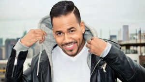 Romeo Santos anunció el nacimiento de su hijo con esta postal