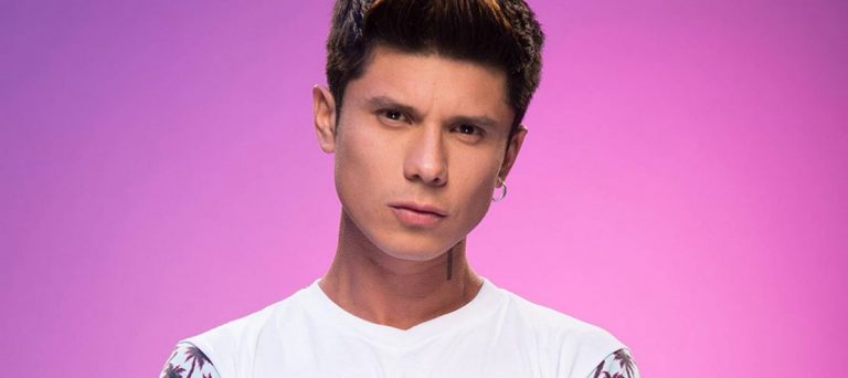 Felipe Galindo vive angustiante momento antes de su presentación en "Rojo"