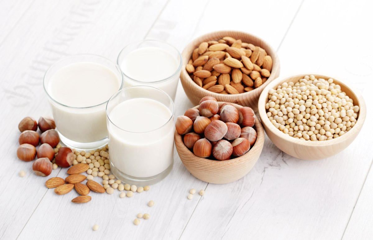 ¿Intolerante a la lactosa? Mitos y verdades sobre las leches vegetales