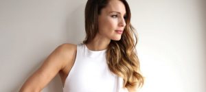 Hijo de Pampita se enfrenta con periodistas al defender a su madre