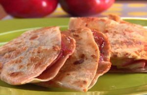 Date un gusto con estas exquisitas quesadillas de manzana