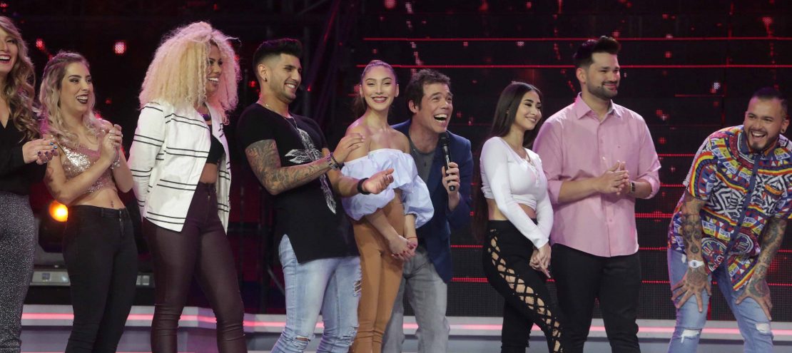 Este es el nuevo romance que se formó en "Rojo, el color del talento"