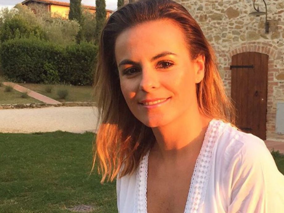 ¡Puro amor! Así disfruta Pía Guzmán sus vacaciones por España con su esposo