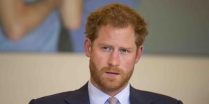 El príncipe Harry impresionó a todos con su canto y tienes que escucharlo