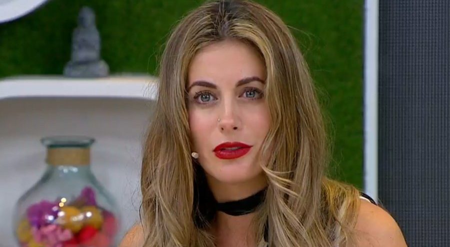 El look de Cata Palacios que fue blanco de memes