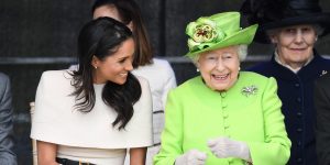 Se aburrió: Reina Isabel II tomará medidas ante las declaraciones del padre de Meghan Markle