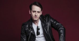 ¡Viva el amor! Conoce al verdadero amor del actor que da vida a "Carlos Möller"