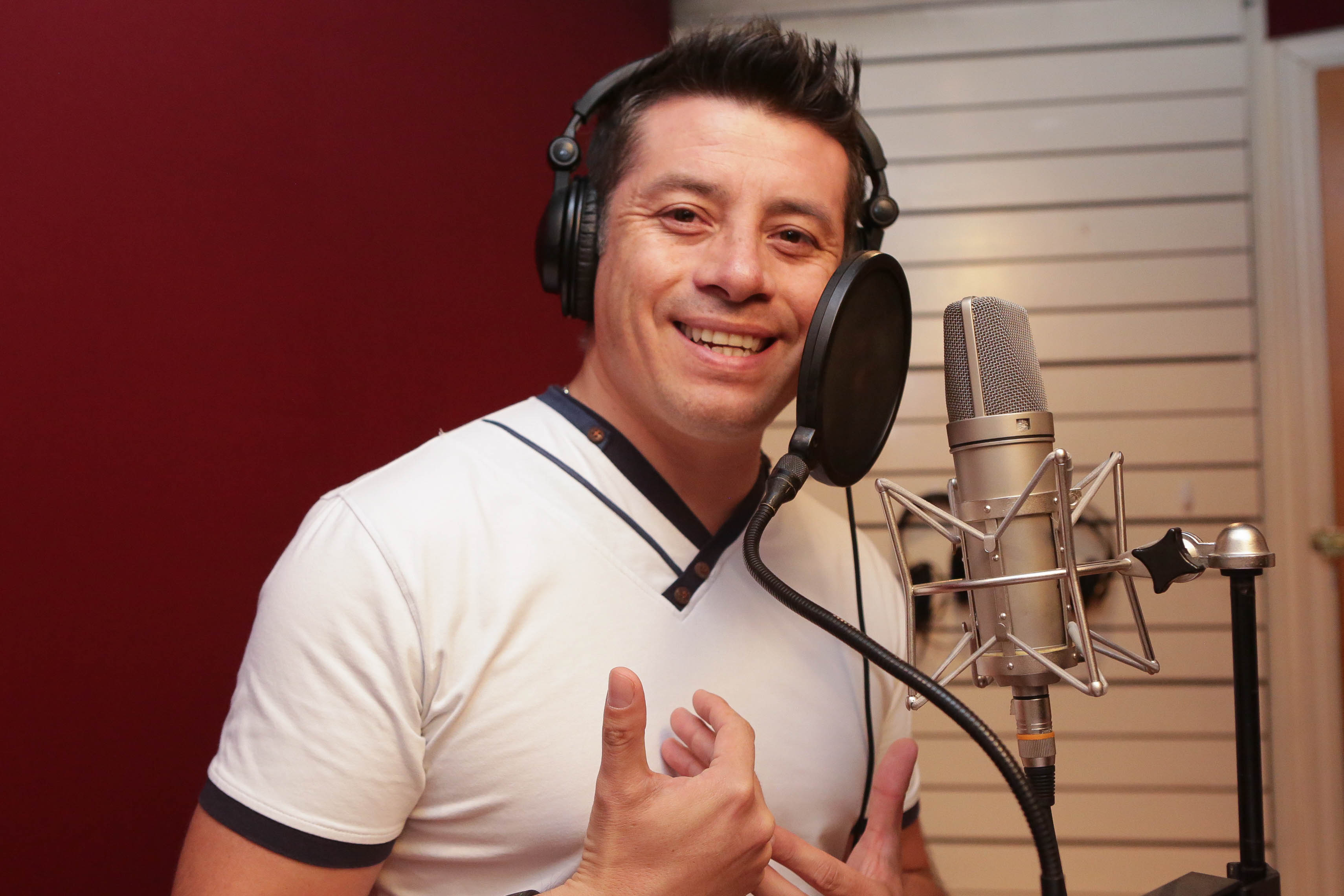 'Y vo' crei que soy w...': Leandro Martínez denuncia intento de estafa en redes