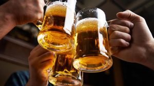 ¡Científicos chilenos crean spray nasal para combatir el alcoholismo!