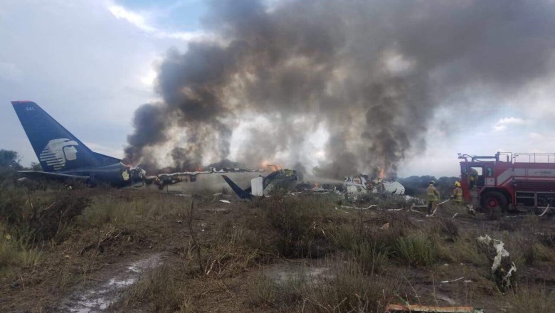 Pasajera grabó el momento exacto en el que el avión de Aeroméxico se cayó