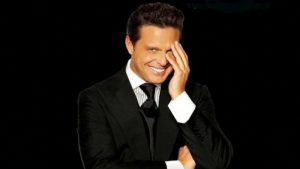 Luis Miguel presentó a su novia de solo 19 años