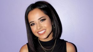 ¡Estupenda! Becky G se luce con sensuales fotos a través de Instagram