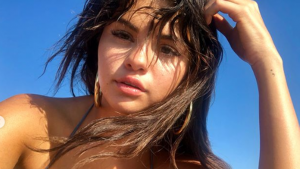 Selena Gómez reaparece en Instagram luciendo "irreconocible"