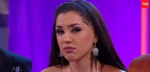 ¡Se los echó encima en Twitter! Jeimy Espinoza "ninguneó" al público de Rojo