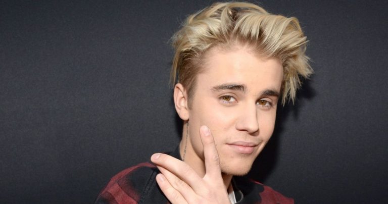 Mujer consigue colarse en habitación de Justin Bieber