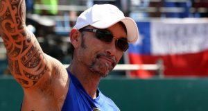 Conoce el "juguete" que el Chino Ríos luce en sus vacaciones en familia