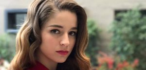 Mariana Di Girolamo cautivó con desnudo artístico inspirado en la súperluna roja