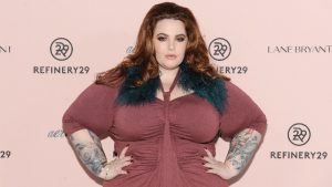 Modelo XXL protagoniza portada de emblemática revista