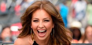 Con piñata incluida: Así celebró Thalía sus 47 años