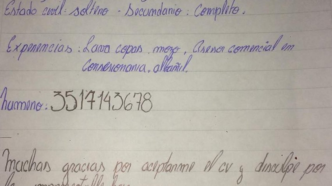¡Joven que presentó currículum a mano encontró trabajo!