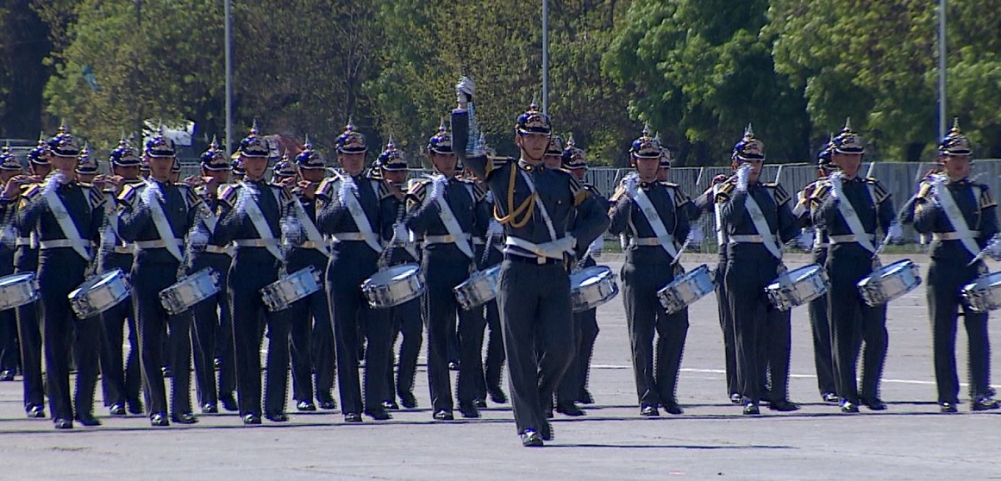 Esta suma de dinero cobró TVN a otros canales por la transmisión de la Parada Militar