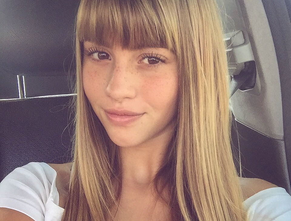 María Fernanda Bertero se luce con postal veraniega desde Isla de Pascua