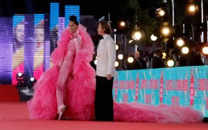 Di Mondo al fin responde a la ola de criticas que recibió por su traje en la pasada Gala del Festival de Viña