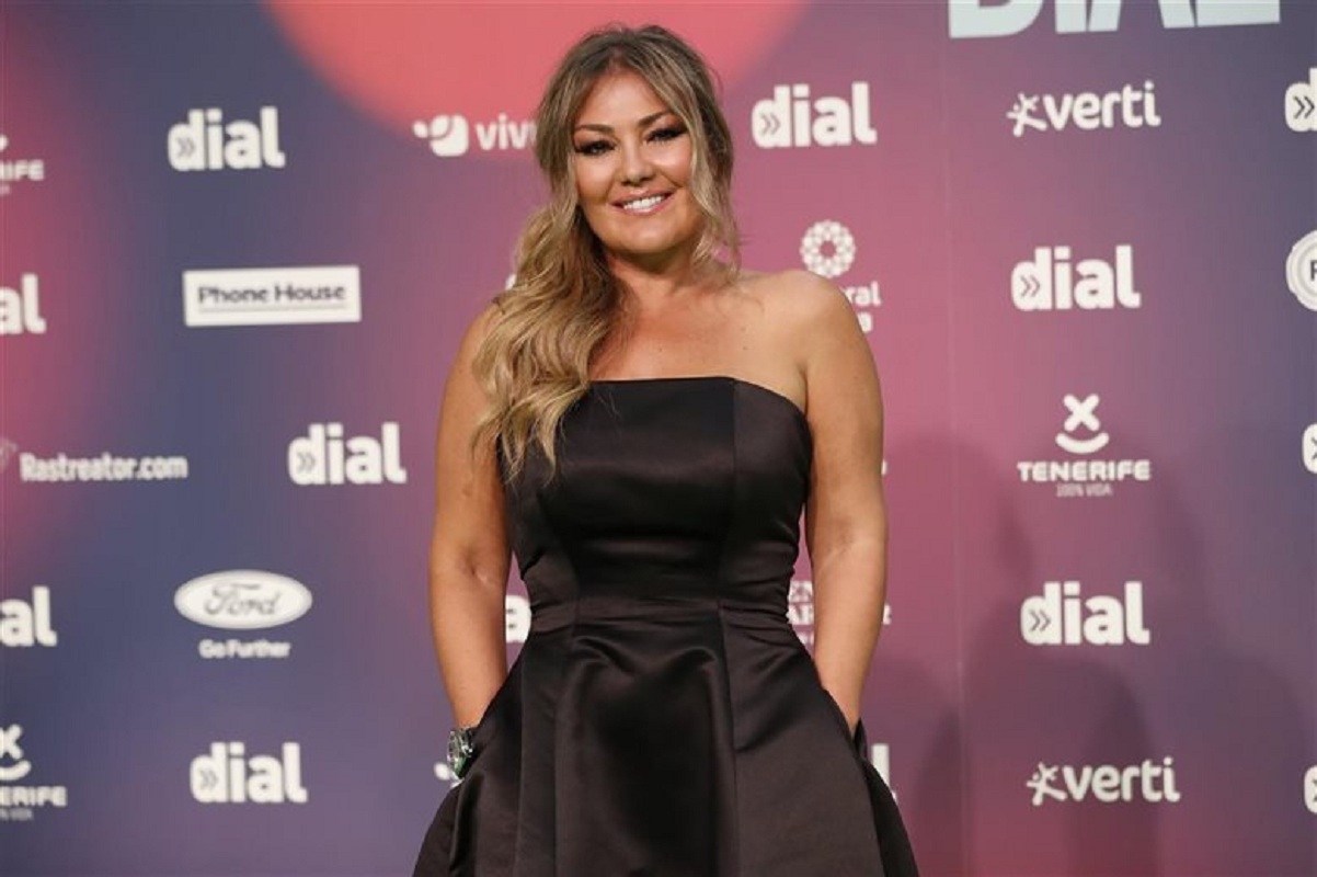 Mira cómo respondió Amaia Montero luego que una cantante la tratara de "gorda"
