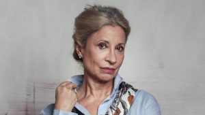 Loreto Valenzuela protagoniza campaña inclusiva de ropa interior