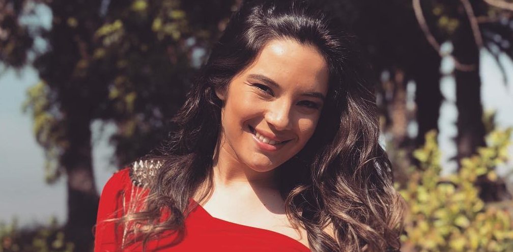 Dejando atrás "Rojo": Chantal Gayoso se coronó como la primera Reina de la Patria